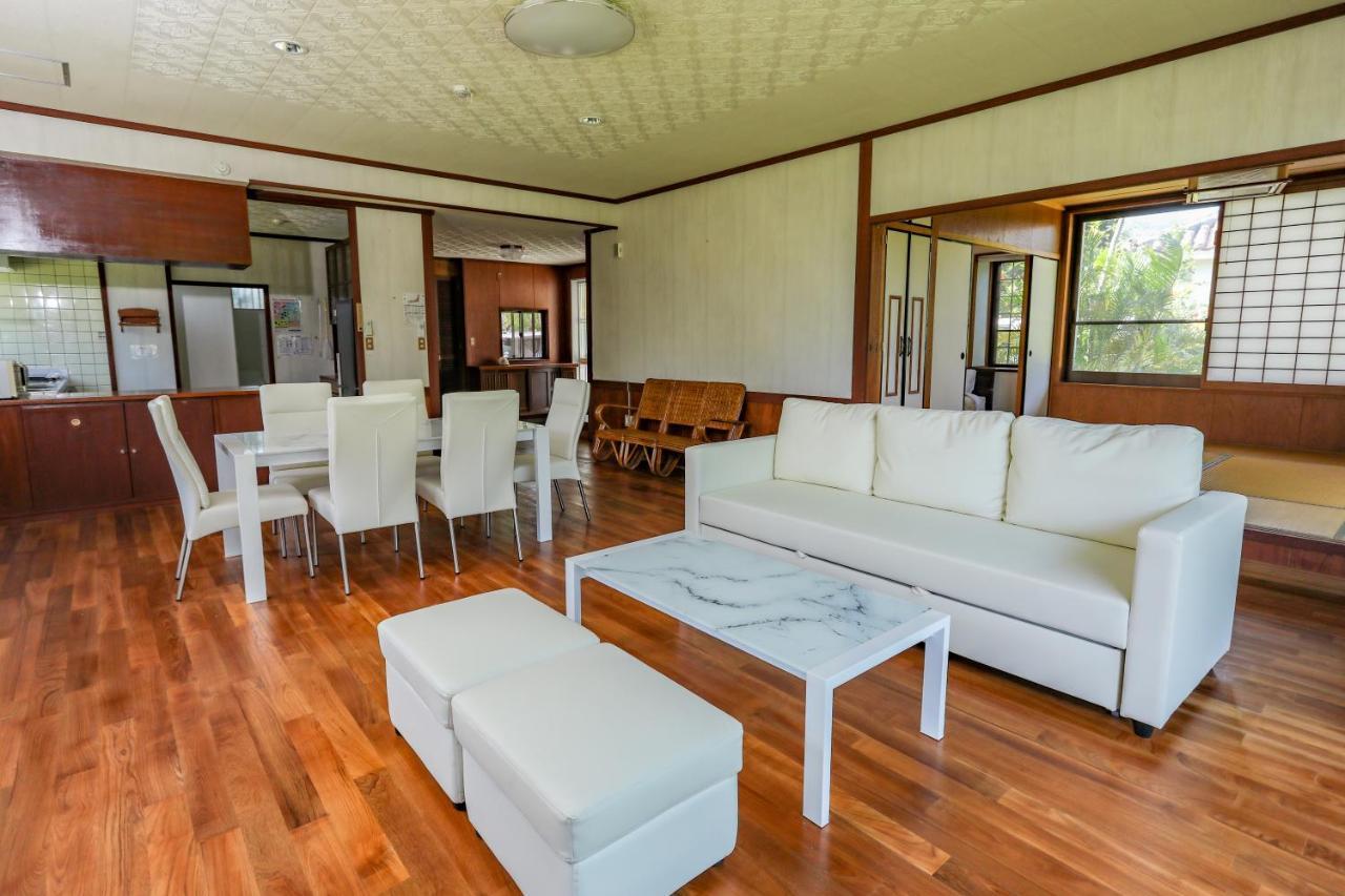 Отель Ishigaki Sunset Cove Экстерьер фото