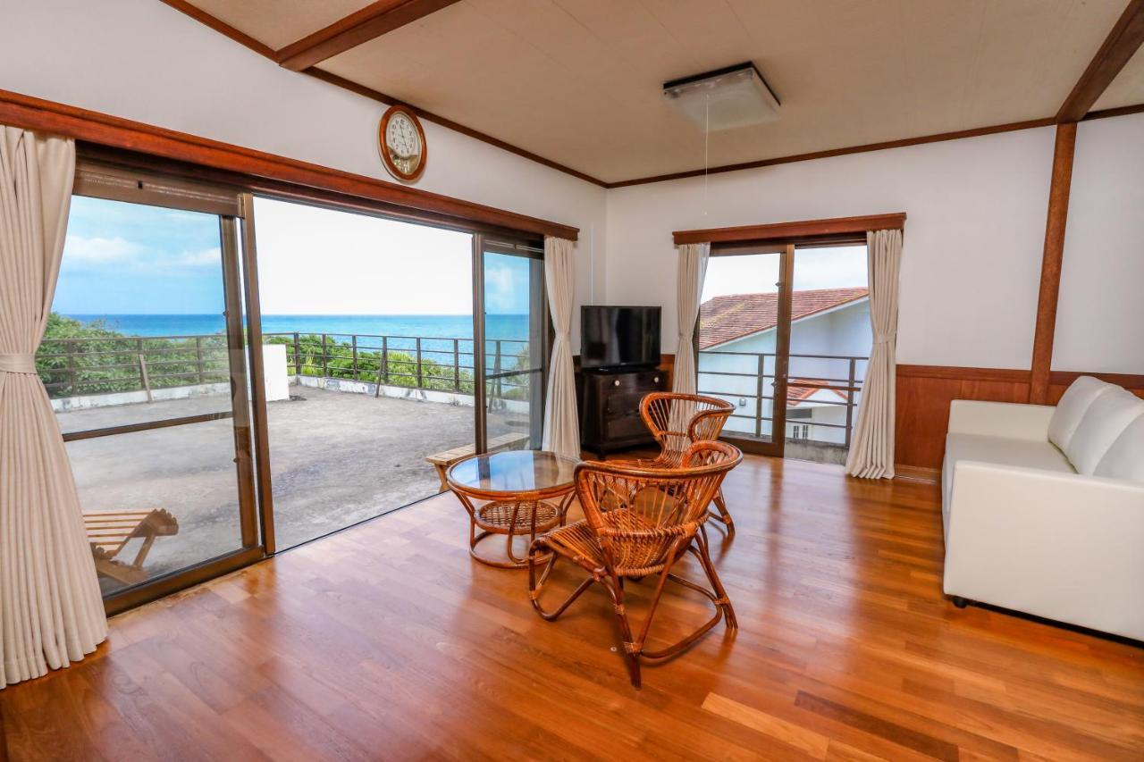 Отель Ishigaki Sunset Cove Экстерьер фото