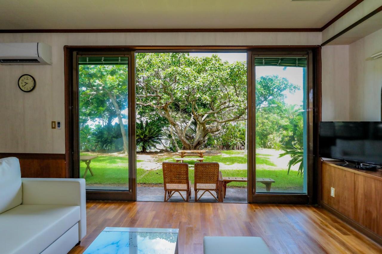 Отель Ishigaki Sunset Cove Экстерьер фото